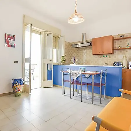 With 2 Bedrooms In San Giorgio, With Enclosed Garden And Wif *